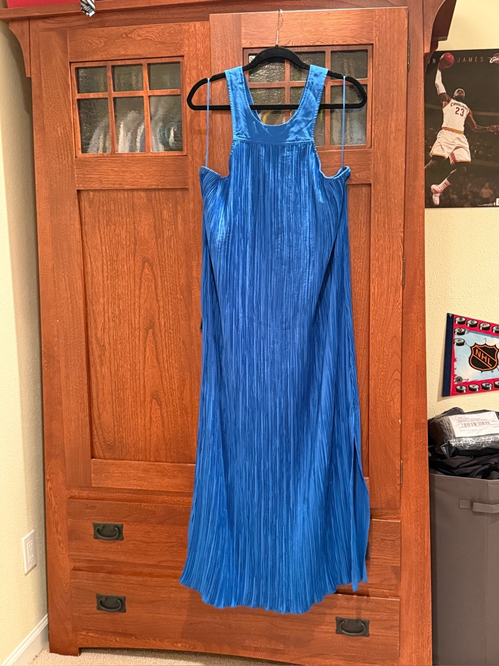 NWT Anthropologie Blue halter plisse maxi dress - Picture 3 of 7